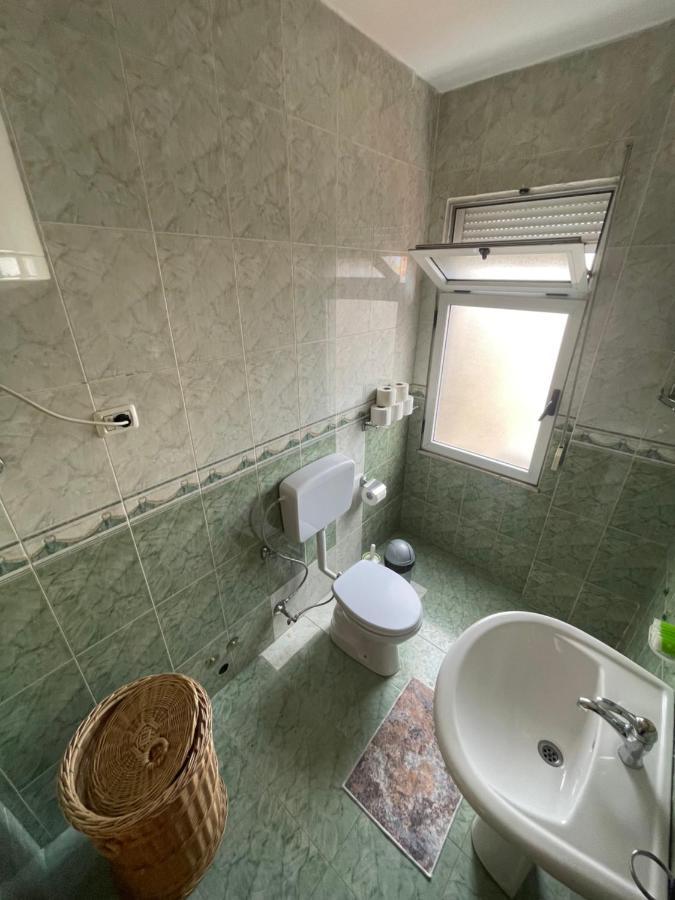 Pedestrian Street Center Apartment شكودر المظهر الخارجي الصورة